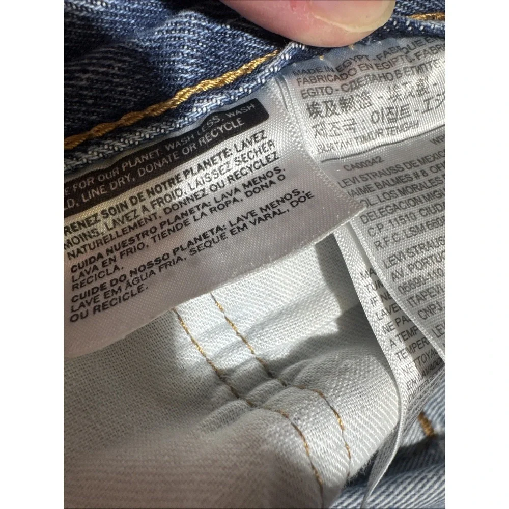 Levi's 501 Men's Blue Denim Jeans Size 32x30 Straight Leg Button Fly Egypt